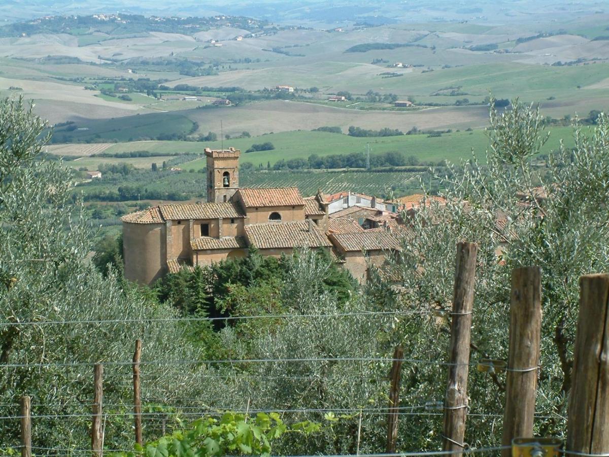 Villa Casa Della Nonna Chianni Exterior foto